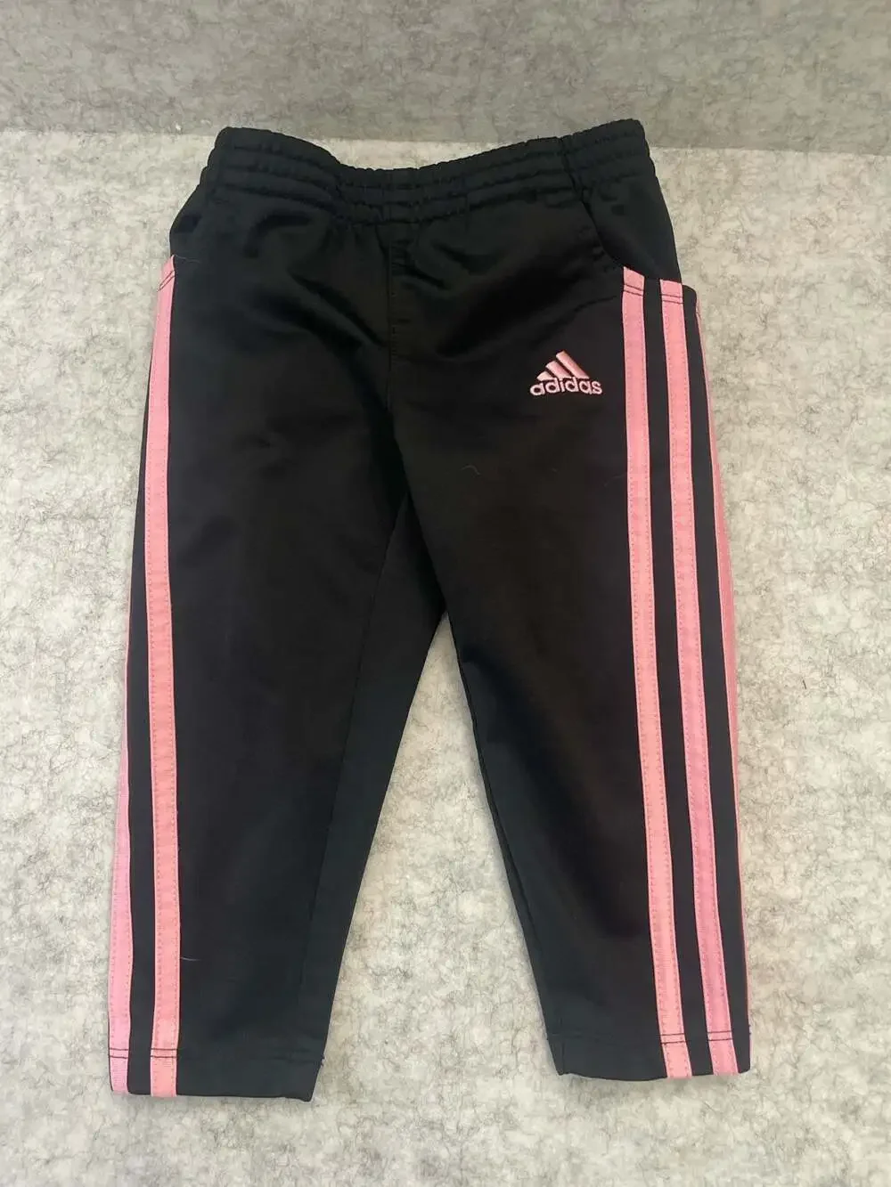 Adidas Toddler Girls Pink and Black Tricot Tracksuit Set Size 2T